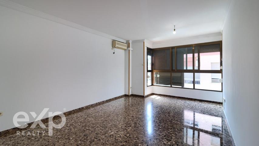 PISO EN ALMUSSAFES photo 0
