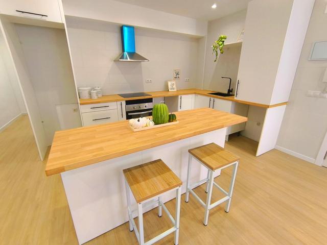 PRECIOSA VIVIENDA REFORMADA POR COMPLETO EN CALLE PEREZ DOLZ photo 0