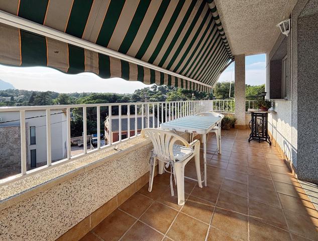 Casa a 4 Vientos ideal para familias, ¡a solo 2 minutos de la estación de cercanías! photo 0