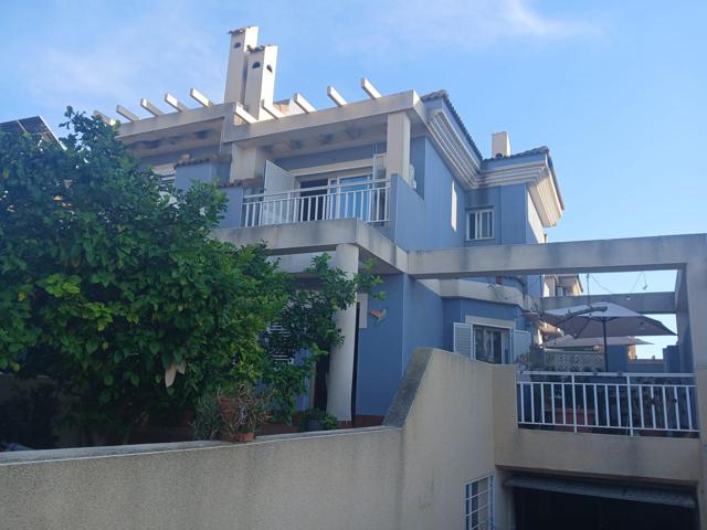 Chalet Pareado en Venta en Montefaro photo 0