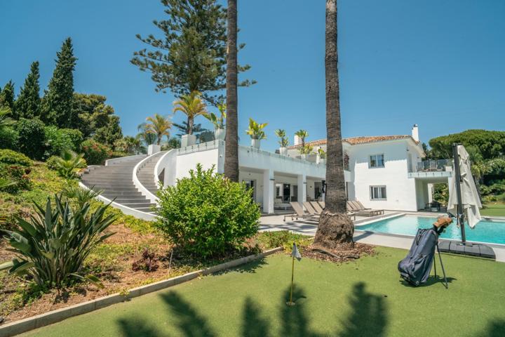 VILLA DE LUJO CON 4000 METROS DE PARCELA EN ATALAYA GOLF photo 0