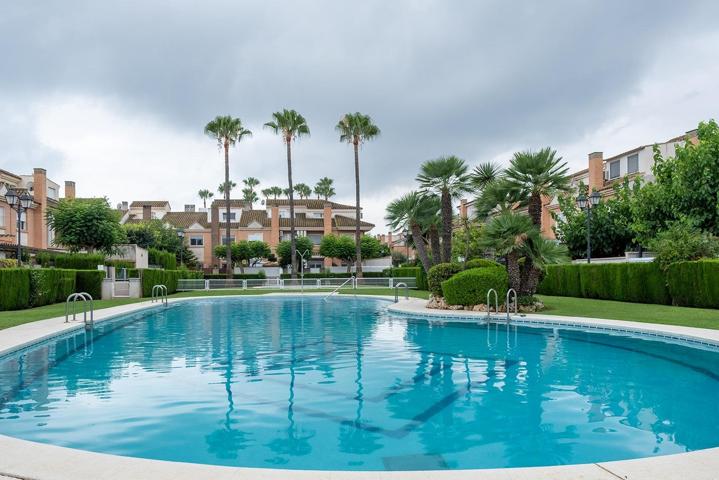 DILE HOLA AL JARDIN, LA PISCINA Y LA VIDA QUE SIEMPRE SOÑASTE CERCA DEL PINAR Y DEL MAR. photo 0