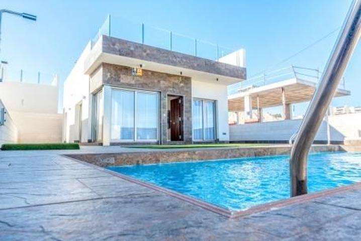 🏡 Villa Contemporánea de Lujo en Villamartín – 3 Dormitorios | 2 Baños | Piscina Privada | 390.000 € photo 0