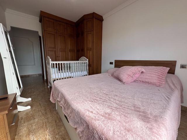 Se vende dúplex esquinero con local comercial photo 0