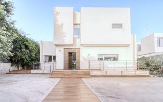 🏡 Chalet Unifamiliar de Diseño Moderno en Elche – Un Espacio Único para Vivir con Estilo y Confort – Obra de Autor por Fuster Arquitectos photo 0