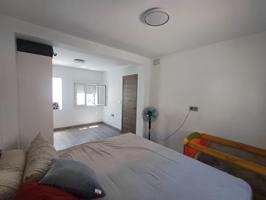 Vivienda en Avenida Menéndez Pelayo, La Línea de la Concepción photo 0