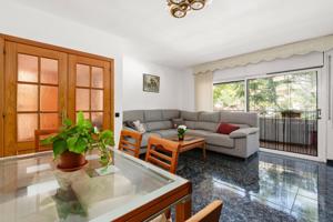 Piso de 115 m² con terraza y patio en Malgrat de Mar, a 10 min de la playa photo 0