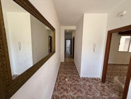 Vivienda en Largo Caballero photo 0