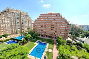 Piso con piscina, garaje junto al parque de La Canaleta – Mislata (Valencia) photo 0