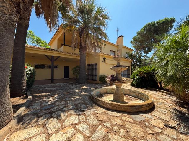 Exclusiva villa con piscina en Los Urrutias, Mar Menor photo 0