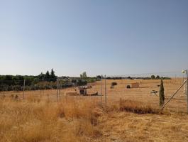 Terreno Urbanizable de 8.890 m² con 4 parcelas segregadas y servicios básicos photo 0