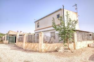 🏡 Encantadora finca rústica en venta en la tranquila Partida de Algoda photo 0