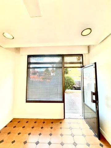 Excelente local en la calle Alcalde López Mulero, en el barrio de La Monxina. photo 0