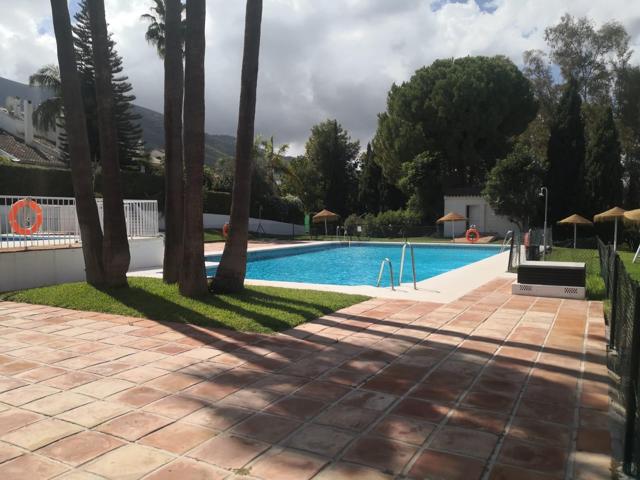 Encantador Adosado en Alhaurín el Grande con Piscina Comunitaria y Seguridad photo 0