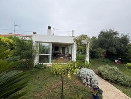 Chalet Esquinero para disfrutar del jardin todo el año photo 0