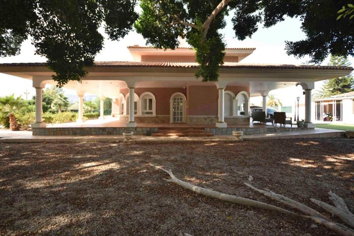Villa de Lujo con Piscina Privada y Vistas a la Montaña en Callosa del Segura · 530.000 € · SIN COMISIÓN AL COMPRADOR photo 0