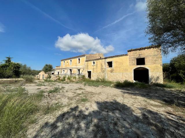 SE VENDE FINCA RÚSTICA CON CASAS ANTIGUAS PARA REFORMAR photo 0