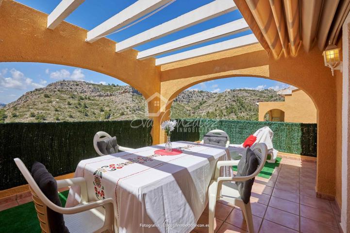 Bonito apartamento en la cumbre con vistas despejadas photo 0