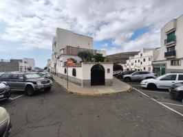 Espectacular vivienda unifamiliar en esquina en Agaete photo 0