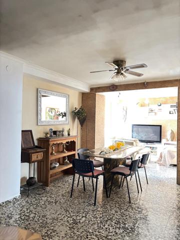 Casa amplia con encanto photo 0