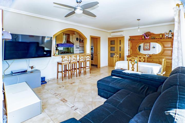 Ultima planta en esquina con solarium photo 0