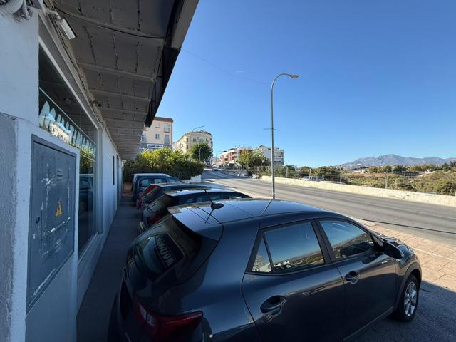 COMPLEJO COMERCIAL EN VENTA photo 0