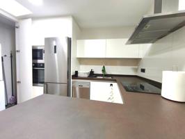 Exclusivo Dúplex Reformado en el Corazón del Raval – Confort, Estilo y Tranquilidad en Elche photo 0