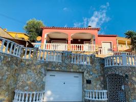 ENCANTADOR CHALET Vistas despejadas al mar, Jardin, Patio, Gran parking 2 coches, piscina, BBCoa photo 0