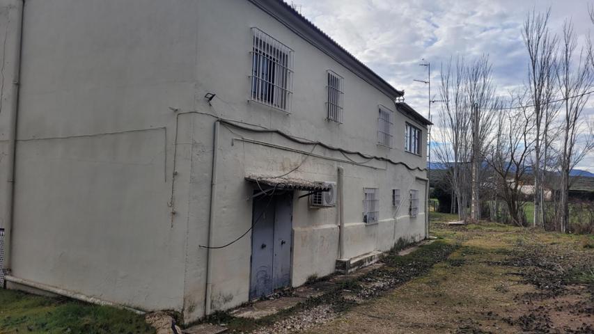 Terreno Rústico con Vivienda en Venta - Villanueva del Trabuco photo 0