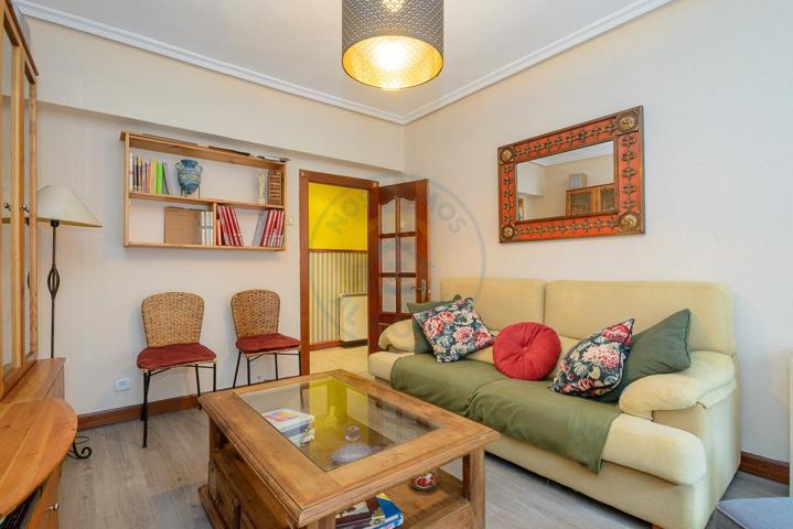 ¡OPORTUNIDAD PISO + GARAJE EN EL CENTRO DE MIERES! photo 0