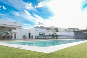 Villa con vistas panorámicas en Alhaurín de la Torre photo 0