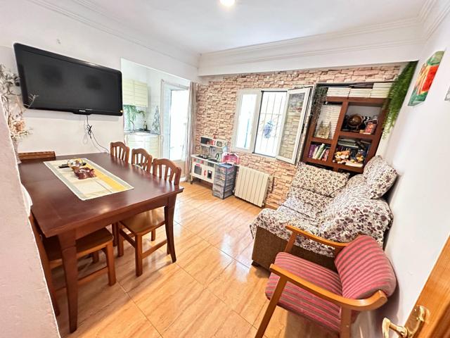 CASA EN VENTA EN TIRADORES CON PATIO photo 0