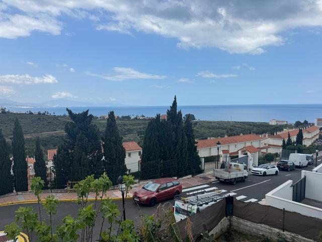 PRECIOSA CASA PARA REFORMAR EN MANILVA CON VISTAS AL MAR photo 0