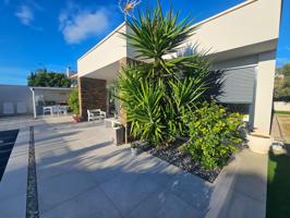 Casa unifamiliar en Alcanar Urbanización Serramar photo 0