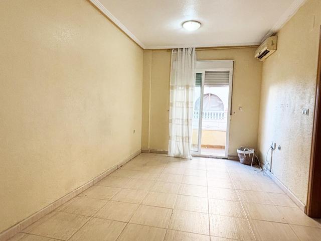 Piso con terraza en Rambla Juan Mateo, 2 habitaciones y solárium comunitario con vistas al mar photo 0