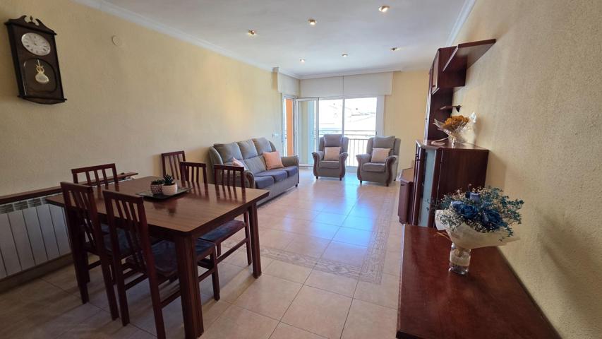 Precioso y soleado piso en Tordera photo 0