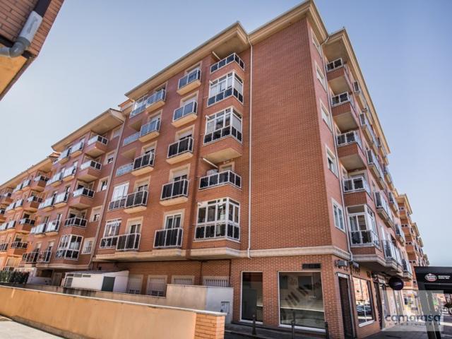 Piso En alquiler en Ávila photo 0