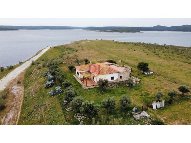 Granja En venta en Garrovillas De Alconétar photo 0