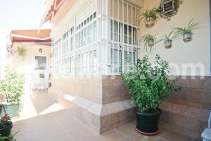 Gran Casa Adosada en Jerez de la Frontera - BARRIADA ESPAÑA - de 6 dormitorios y 80m2 de terraza photo 0
