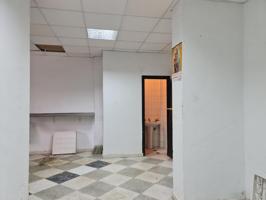 LOCAL COMERCIAL ZONA LA LAGUNA photo 0