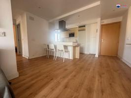 'Piso reformado en calle Samaniego, junto a Santa Justa' photo 0