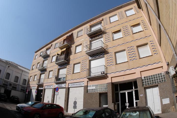 ¡Oportunidad única en el corazón del emblemático barrio de Triana! photo 0