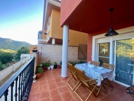 Vistas de ensueño y paz en plena naturaleza – Adosado exclusivo en Serra photo 0
