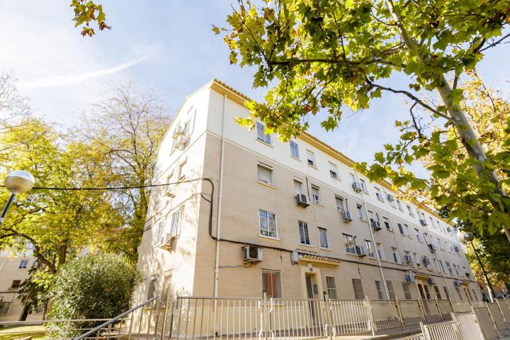 VIA HISPANIDAD.- Vivienda de dos dormitorios, salón, cocina, baño y despensa. photo 0
