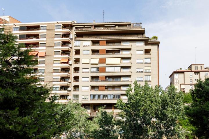 PS GRAN VIA.- Vivienda de dos dormitorios con amplia terraza, plaza de garaje y trastero. photo 0