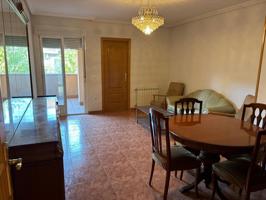 Piso en alquiler Paseo de la Estación photo 0