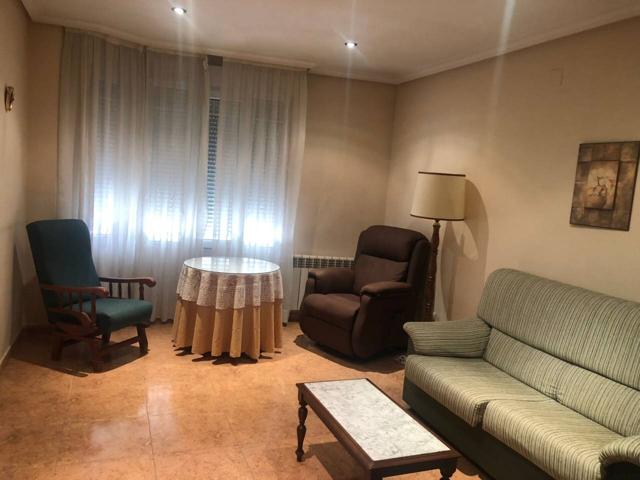 EN VENTA PISO EXTERIOR ZONA CALLE CAMPO DE TOMELLOSO photo 0