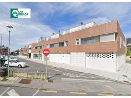 LIENCRES: Amplio local de obra photo 0