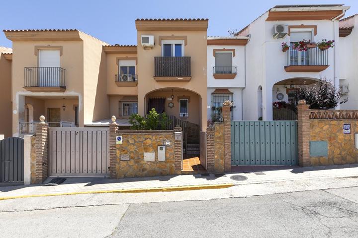 ¡No Dejes Escapar Esta Casa en Otura! Espacio, Comodidad y Precio Increíble photo 0