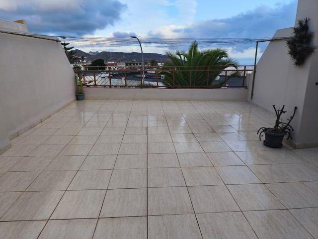 Se vende piso con garaje, Museo del Cosmos. photo 0